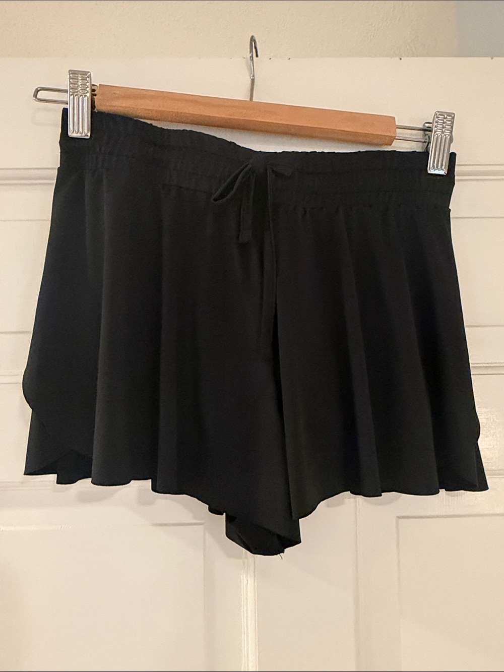 btween Black Flowing Elastic-Waist Shorts with Drawstring